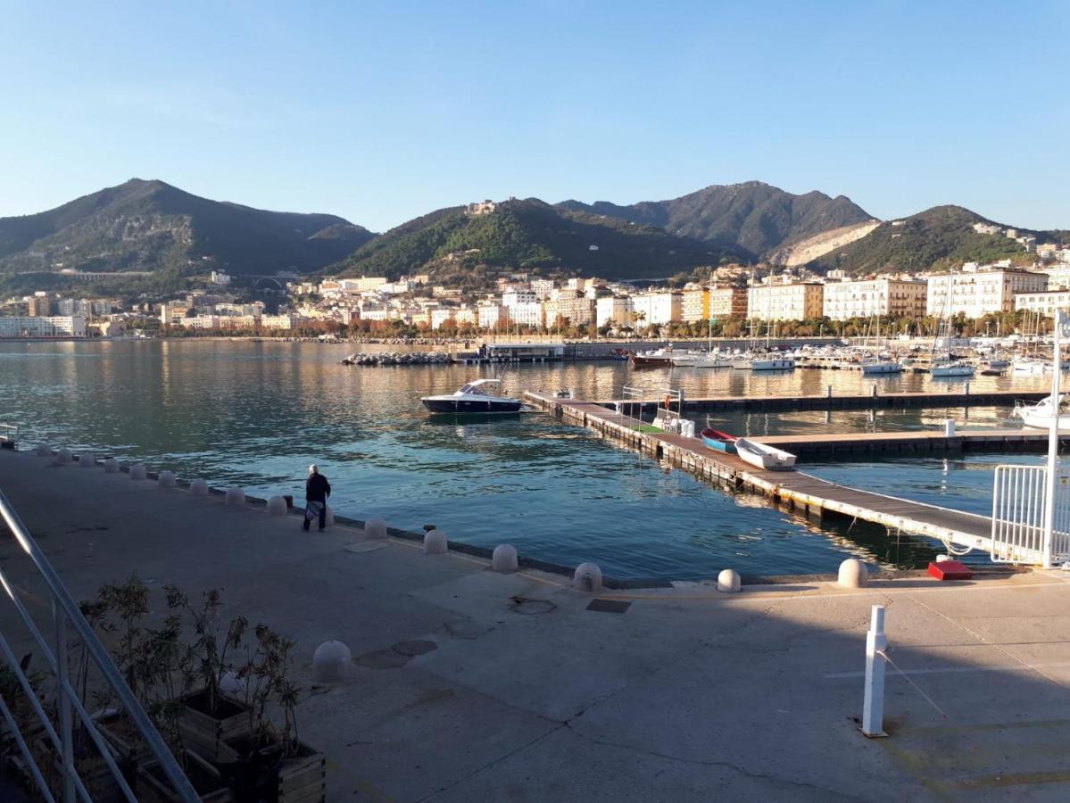 Salerno Centraal Apartment Exterior photo
